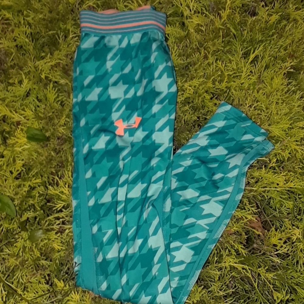 Girls nwot under armour leggings